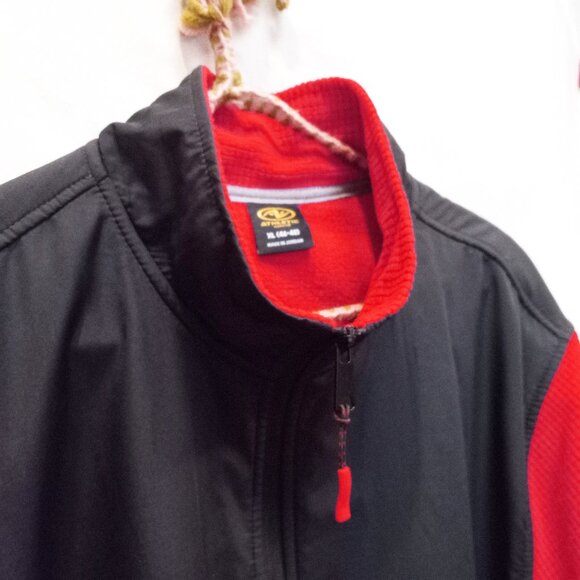 Red & Black Athletic Works Fleece Zip Front Warm Jacket Size XL (46-48) T-370 - Picture 5 of 9